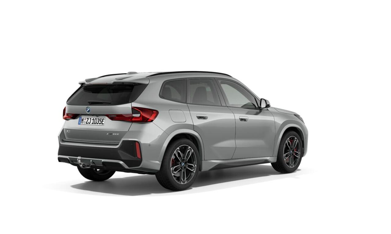 BMW X1 xDrive25e | M-Sport Pro | 19'' | Panorama. | Harman/Kardon | Driv. + Park. Plus | Head-Up | Trekhaak | Getint glas | Camera | Stoelverw. | Comf. Acc.