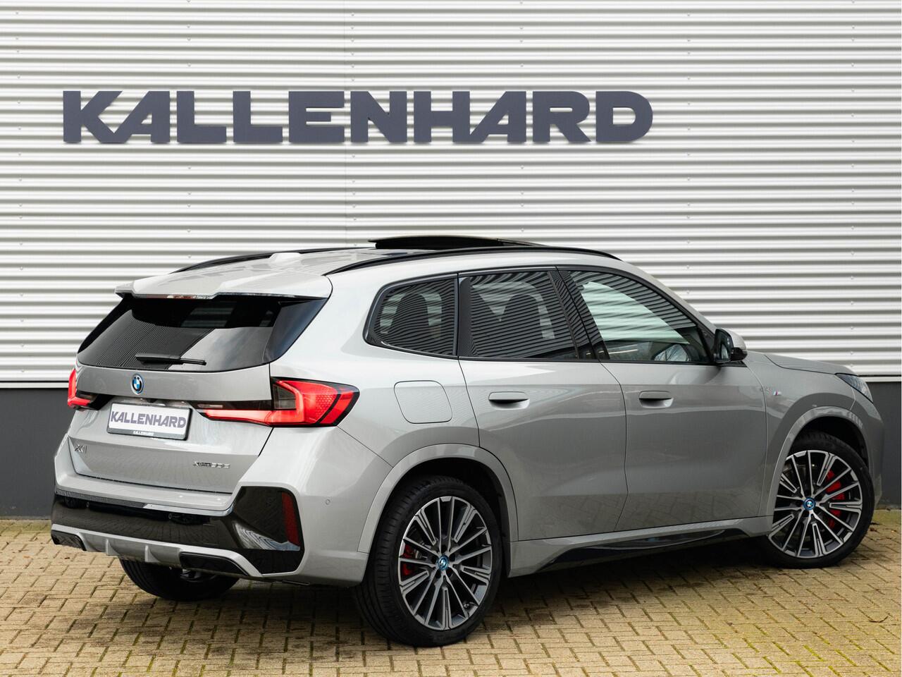 BMW X1 xDrive30e M-Sport Pro - Pano - Trekhaak - Driving Ass Prof - Harman Kardon