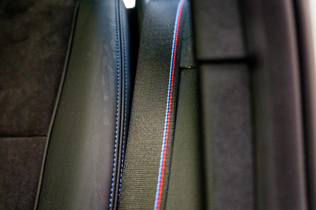 BMW X1 sDrive20i M-Sport, Panoramadak, 19" LM velgen, enz