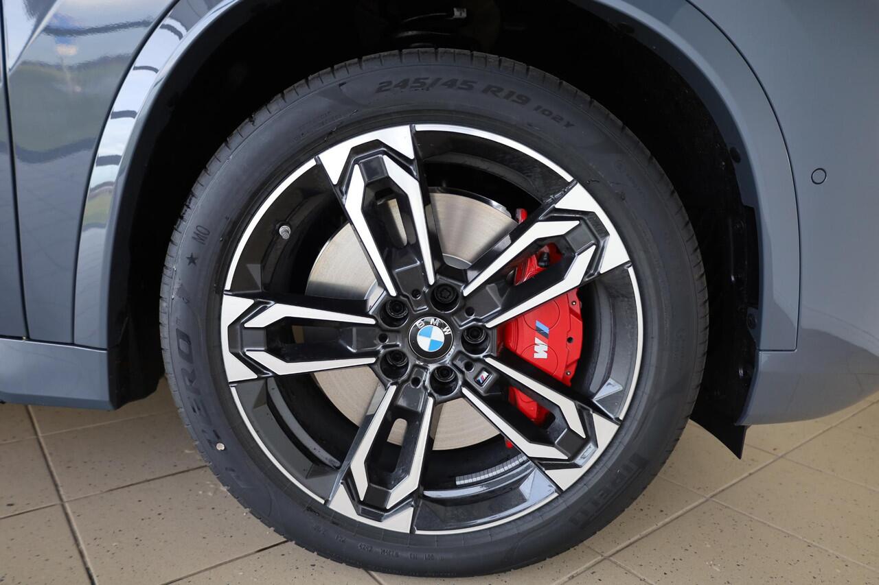 BMW X1 xDrive25e M Sportpakket Pro | Panoramadak | Harman Kardon | Trekhaak