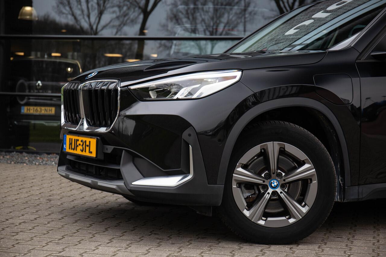BMW X1 xDrive25e Nieuw model , Achterruitrijcamera, Elek. achterklep,