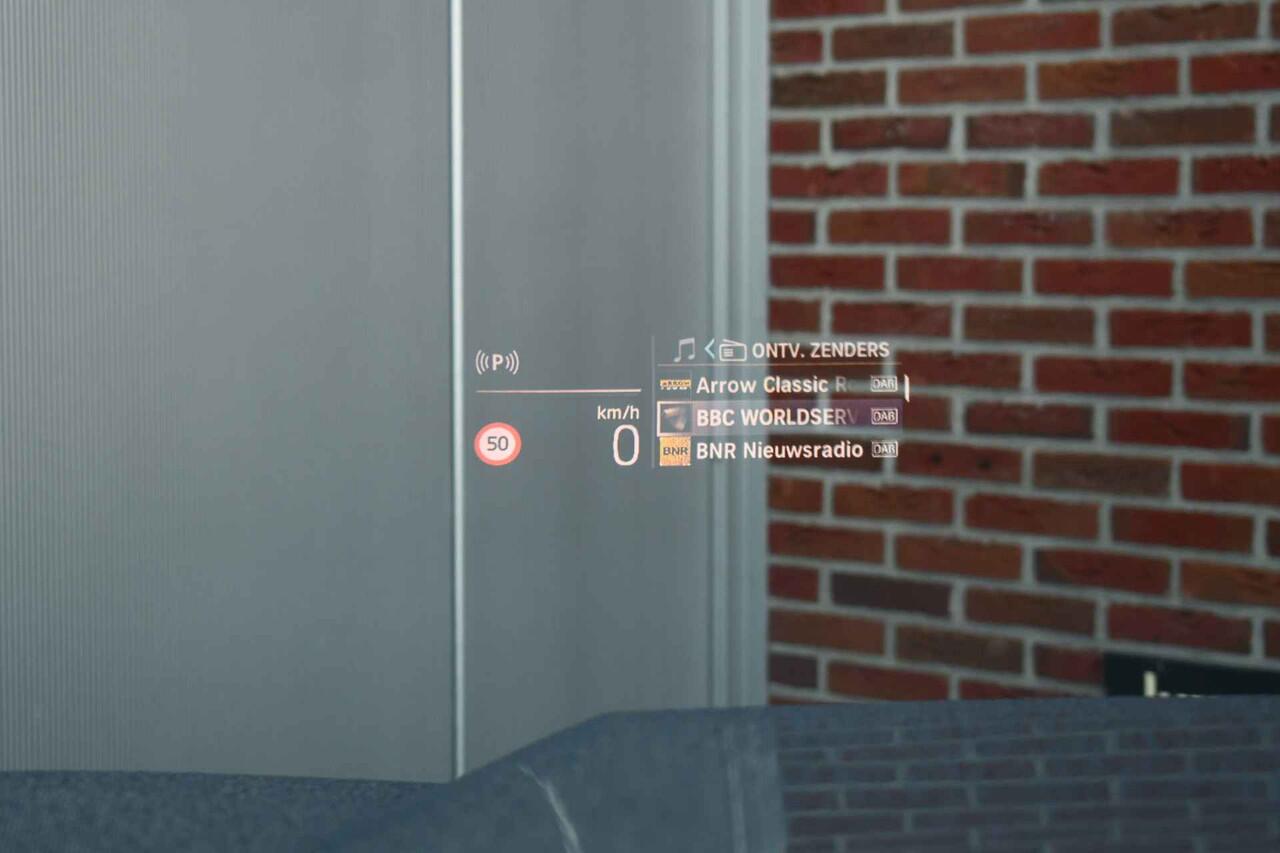 BMW X1 xDrive25e M-Sport Pano ACC 360 HUD 19inch Adp-onderstel BTW-auto