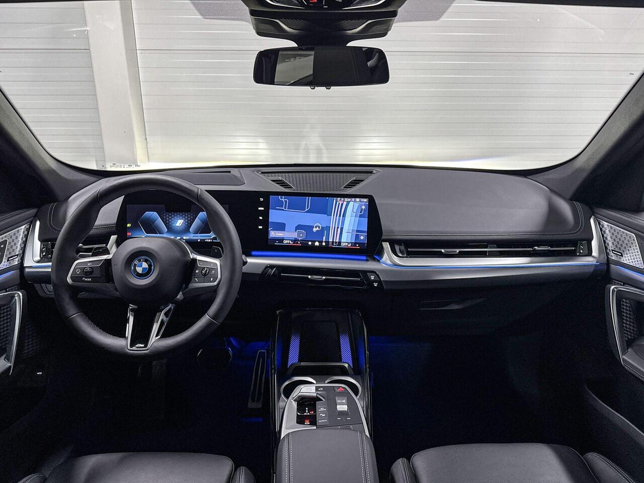 BMW X1 xDrive25e | M-Sport Pro | Travel Pack | Innovation Pack | Comfort Pack | Driving Assistant Plus | Harman/kardon | Panoramadak | Comfort Access