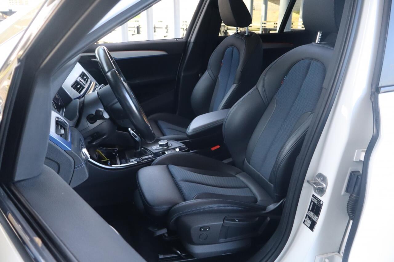 BMW X1 sDrive18i M Sport | Schuifdak | Camera | Stoelverwarming