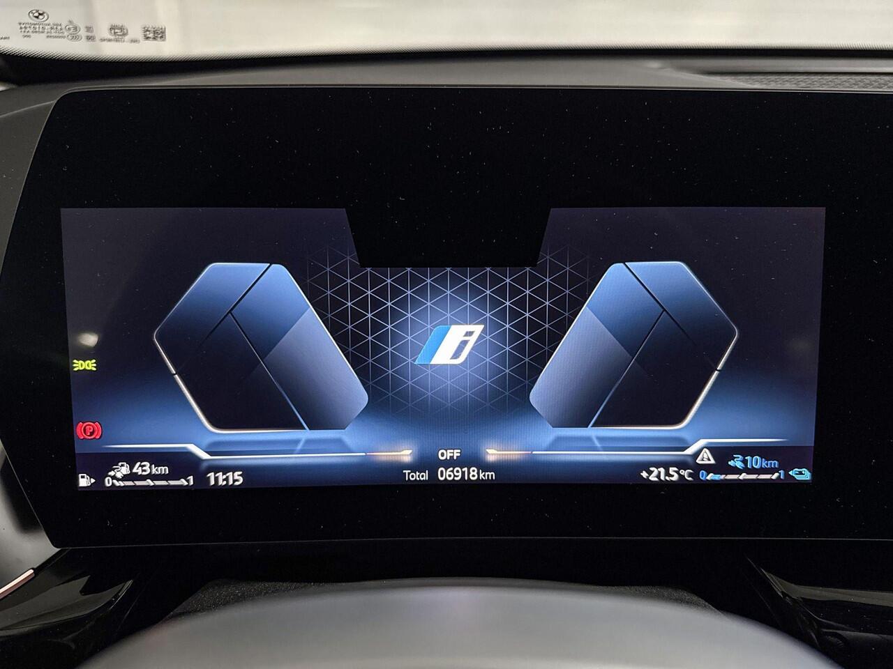 BMW X1 xDrive30e X Line | stoelverwarming | camera | Sportstoelen