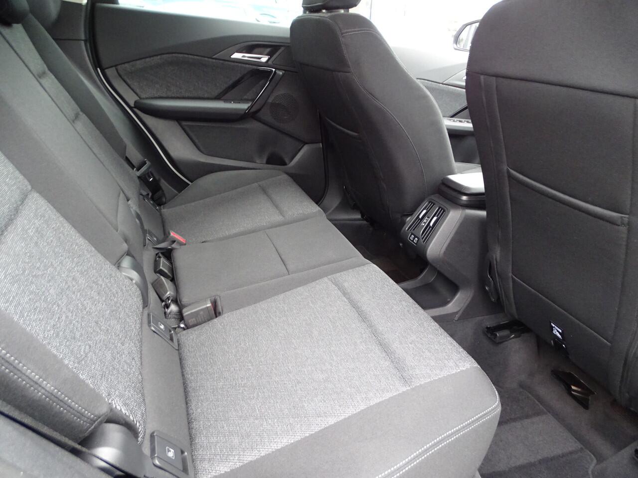 BMW X1 xDrive23i Head-Up-Live Cockpit Pro-Parkeerhulp Plus-Pro pakket-Ada Ledkoplamp-18''LM Velgen