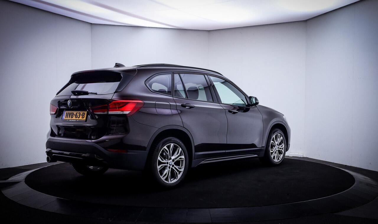 BMW X1 18iA SPORT LINE Edition PANO | FULL LED | NAVI | DAB | STOELVERW | AFN TREKHAAK | PDC V+A | LMV
