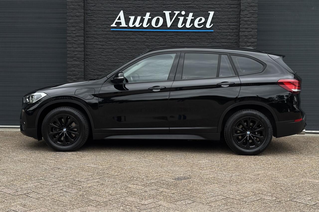 BMW X1 xDrive25e | PDC V+A | Apple Carplay | Elektrische Klep | LED | Cruise | DAB | 15x op voorraad !