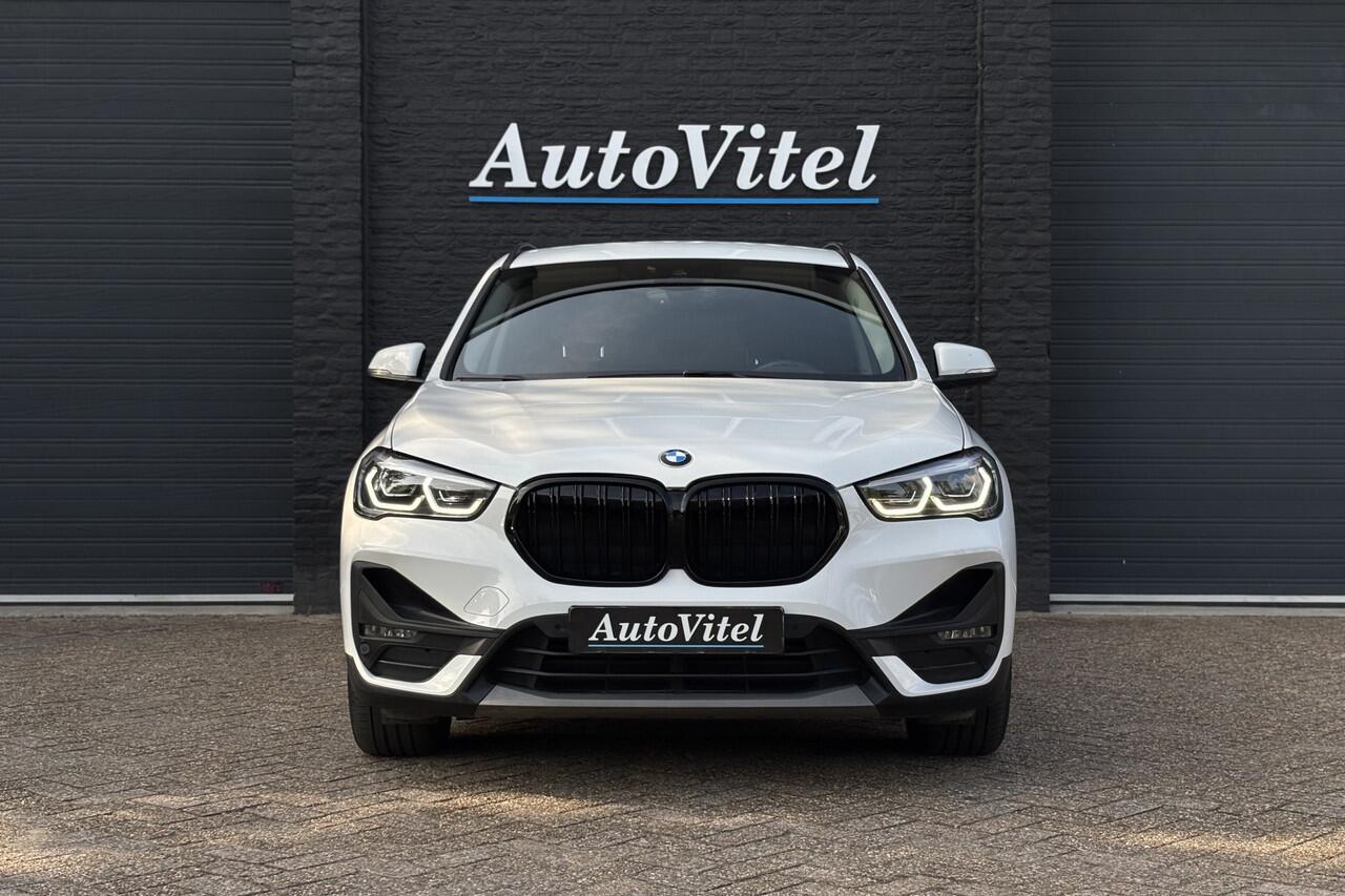 BMW X1 xDrive25e | PDC V+A | Apple Carplay | Elektrische Klep | LED | Cruise | DAB | 15x op voorraad !