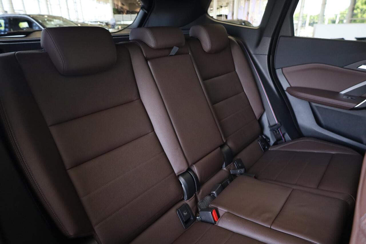 BMW X1 xDrive23i | M Sportpakket Pro | Premium Pack | Travel Pack | Comfort Pack