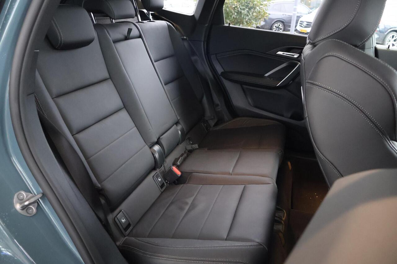 BMW X1 sDrive18i | M Sportpakket | Panorama Dak | Voorstoelen Verwarmd