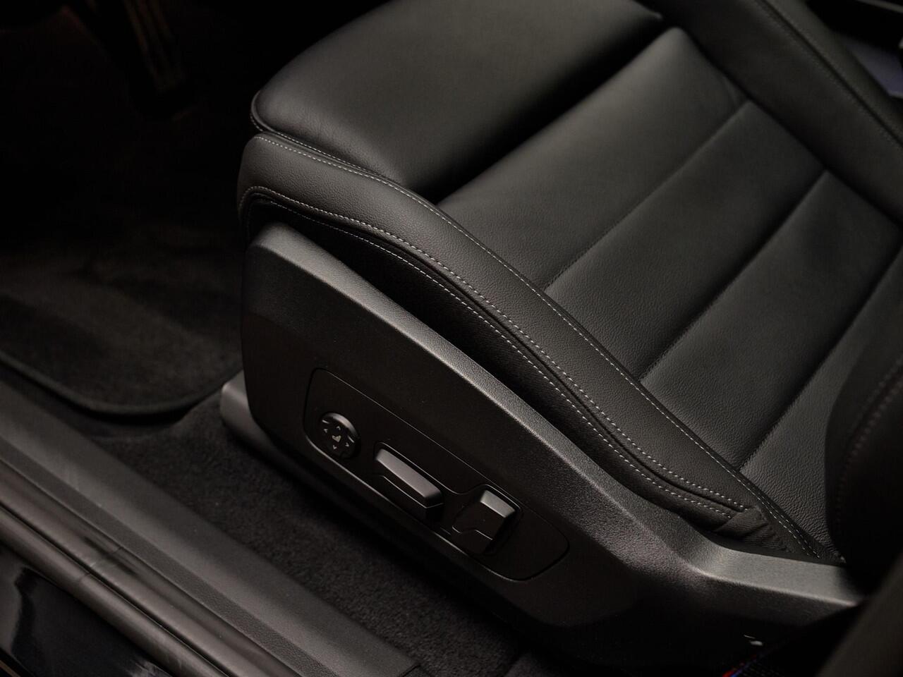 BMW X1 xDrive30e M Sport Pro, pano, tr.haak, H/K, 20", HUD, ACC, keyless, privacy