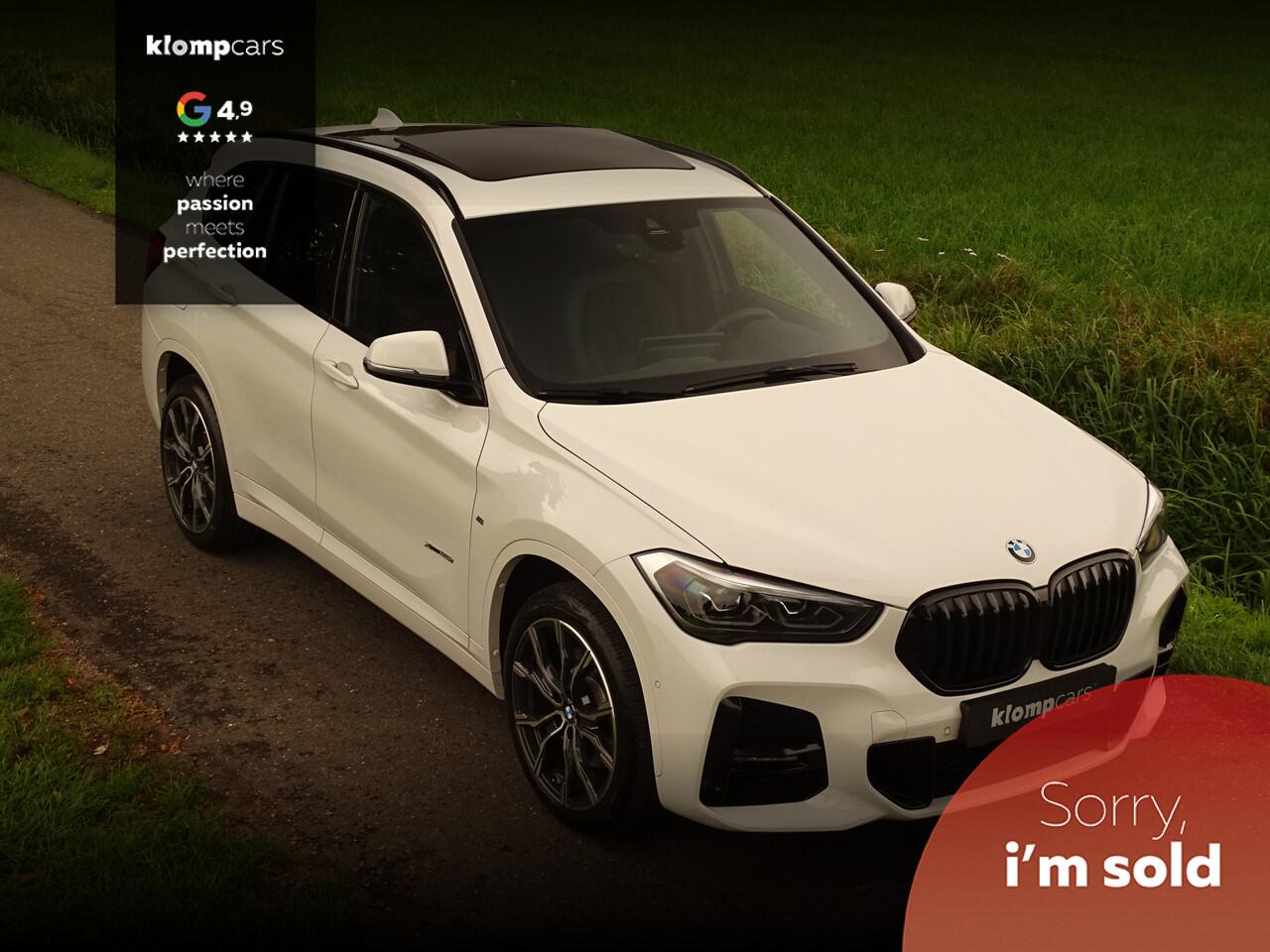 BMW X1 xDrive25i M-Sport | HUD | Carplay | Pano | Ad.Cruise | 19"| All black | Full Options!