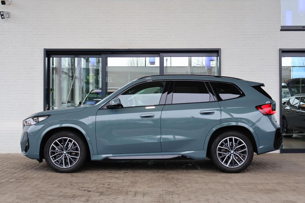 BMW X1 sDrive18i | M Sportpakket | Panorama Dak | Voorstoelen Verwarmd