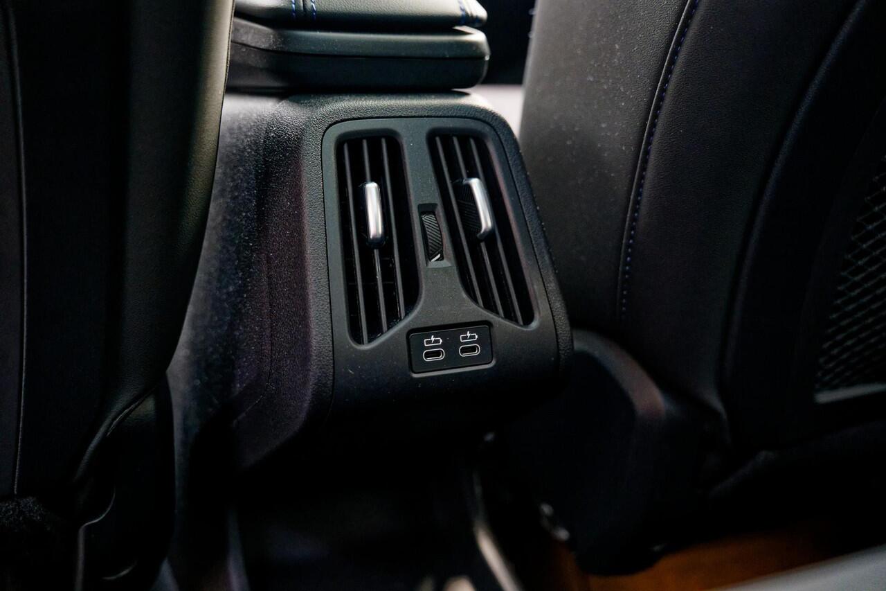 BMW X1 sDrive20i M-Sport, Panoramadak, 19" LM velgen, enz