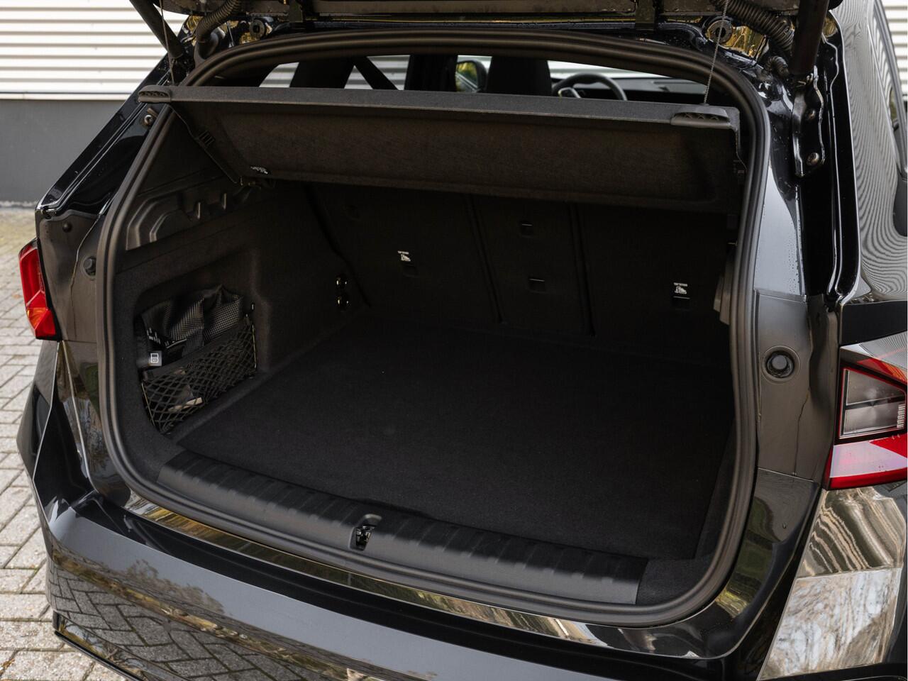 BMW X1 sDrive18i M-Sport Pro - Pano - Trekhaak - Driving Ass Plus - Harman Kardon