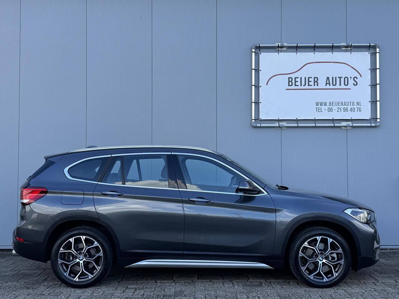 BMW X1 sDrive20i VDL Nedcar Edition Automaat Navigatie/Camera.