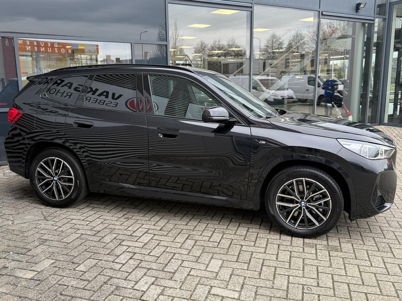 BMW X1 sDrive20i M-SPORT NAVI/CAM,MEM.STOEL,DODEHOEK