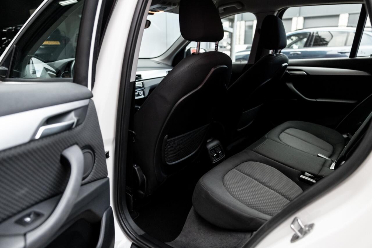 BMW X1 xDrive25e High Exec. | Camera | Navi | Stoelverwarming |