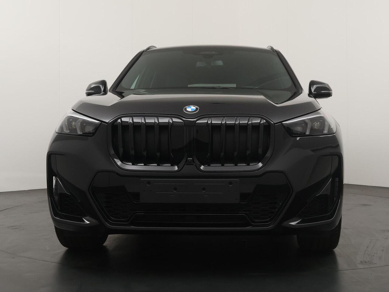 BMW X1 xDrive23i | M Sportpakket | M Sportpakket Pro | Equipment Pack Pro | Comfort Pack | Travel Pack