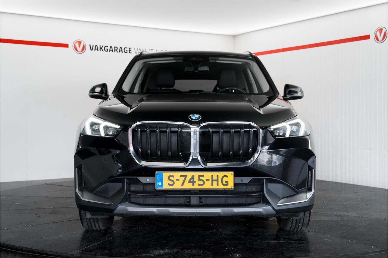 BMW X1 sDrive18i Nw model Leder Camera Sfeerverlichting