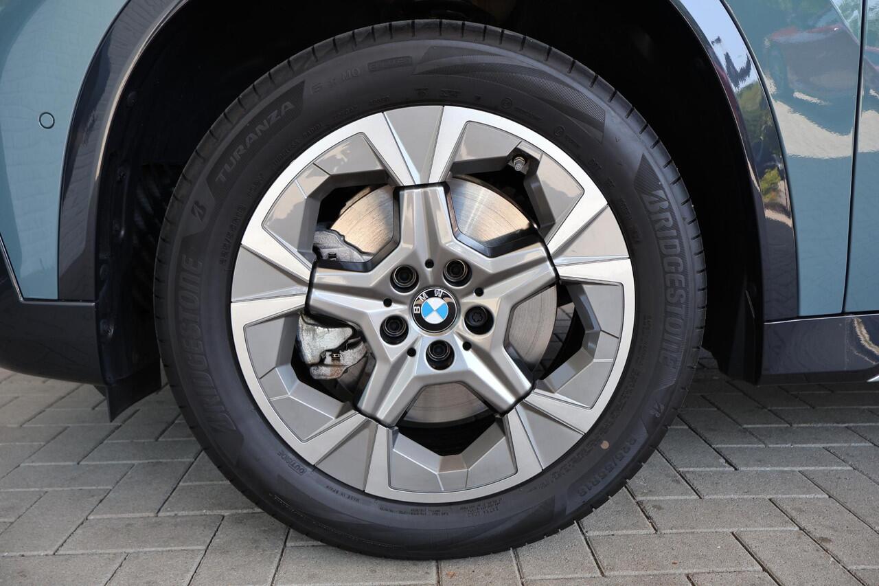 BMW X1 xDrive23i | xLine | Innovation Pack | Comfort Pack