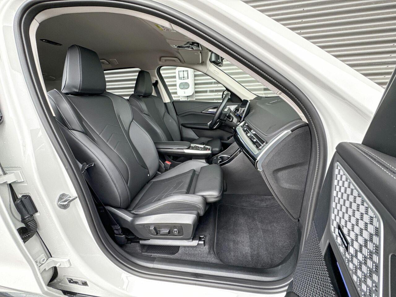 BMW X1 sDrive20i xLine / Innovation Pack / Trekhaak