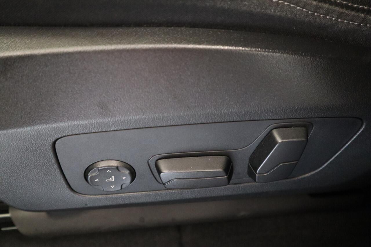 BMW X1 xDrive30e M-sport Cruise/Climate PDC Harman Kardon Schuif/Kanteldak