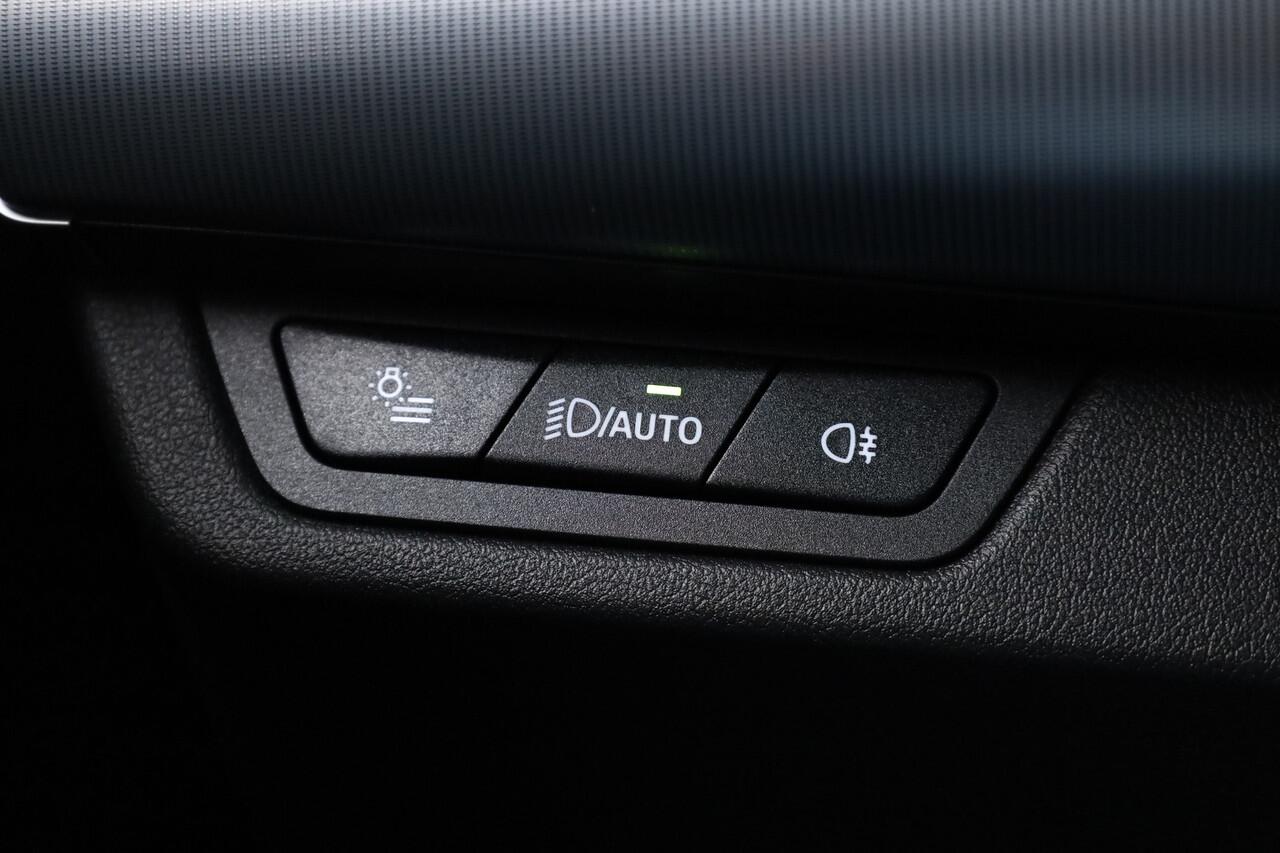 BMW X1 xDrive30e M Sport | 360cam | Massage | HUD | Harman Kardon | Adapt. Cruise