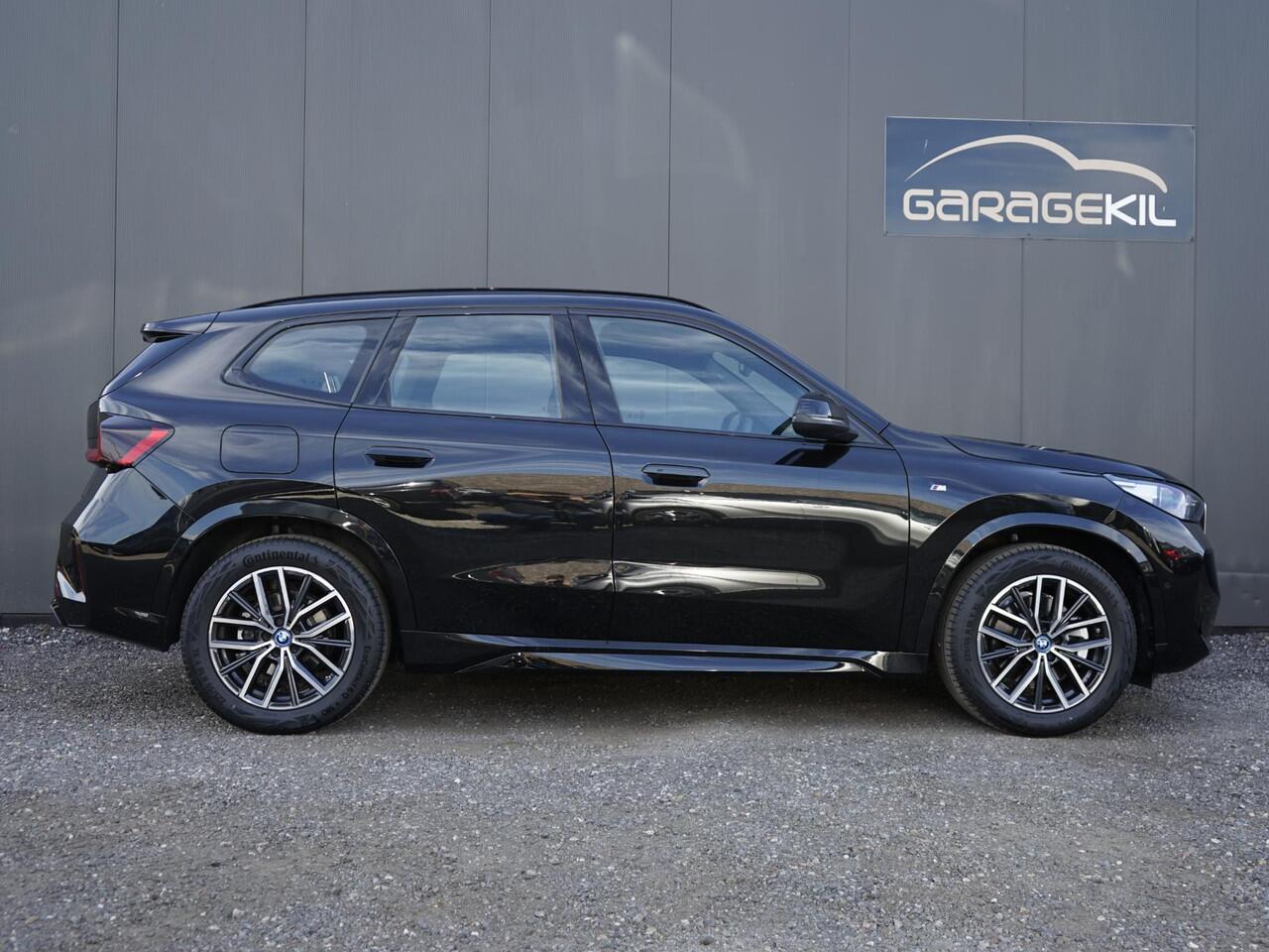 BMW X1 xDrive25e 1e eig. / Dealeronderh. / M-Sport / Driving Assistant Plus / Adaptief Onderstel / Camera / Active Guard / Keyless Entry
