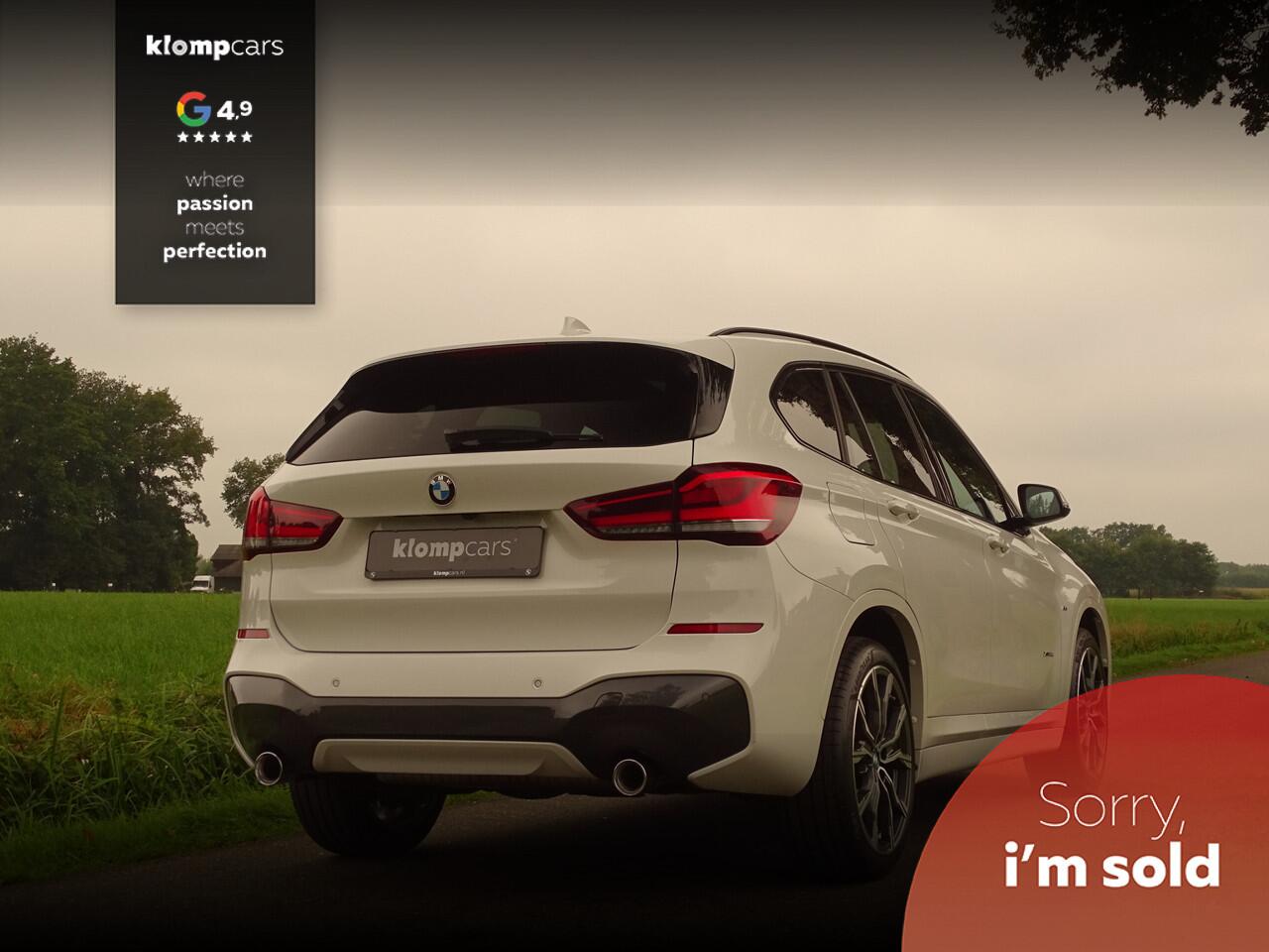 BMW X1 xDrive25i M-Sport | HUD | Carplay | Pano | Ad.Cruise | 19"| All black | Full Options!