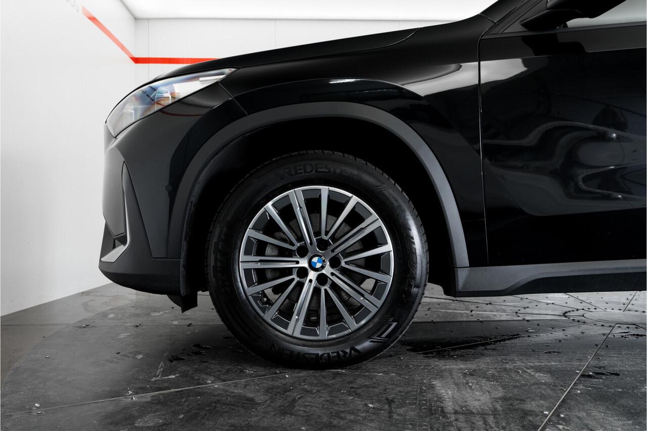 BMW X1 sDrive18i Nw model Leder Camera Sfeerverlichting