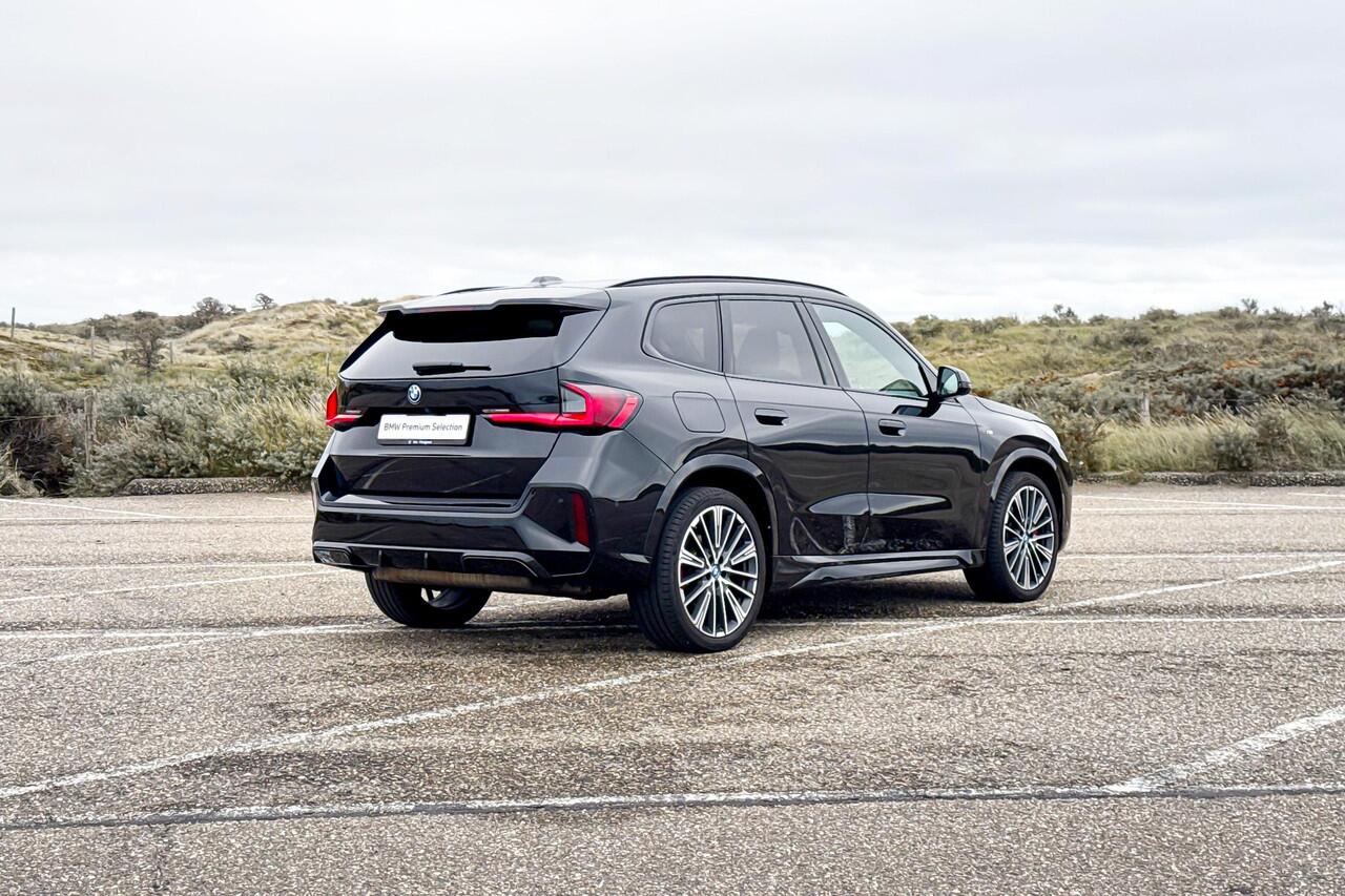 BMW X1 xDrive30e | M Sport | Glazen Panoramadak | Harman Kardon | Head-up Display |