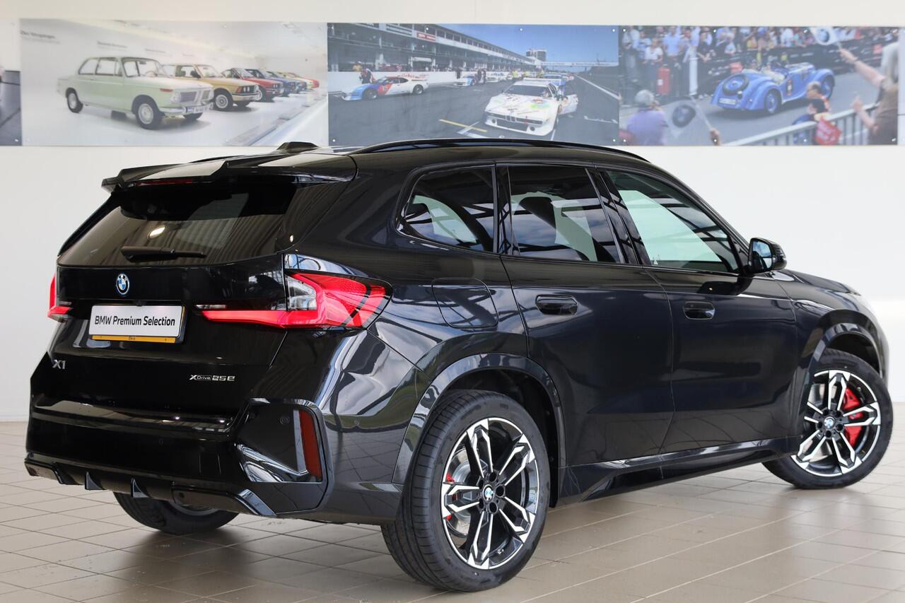 BMW X1 xDrive25e M Sport Pro | Panoramadak | Elektr. Trekhaak