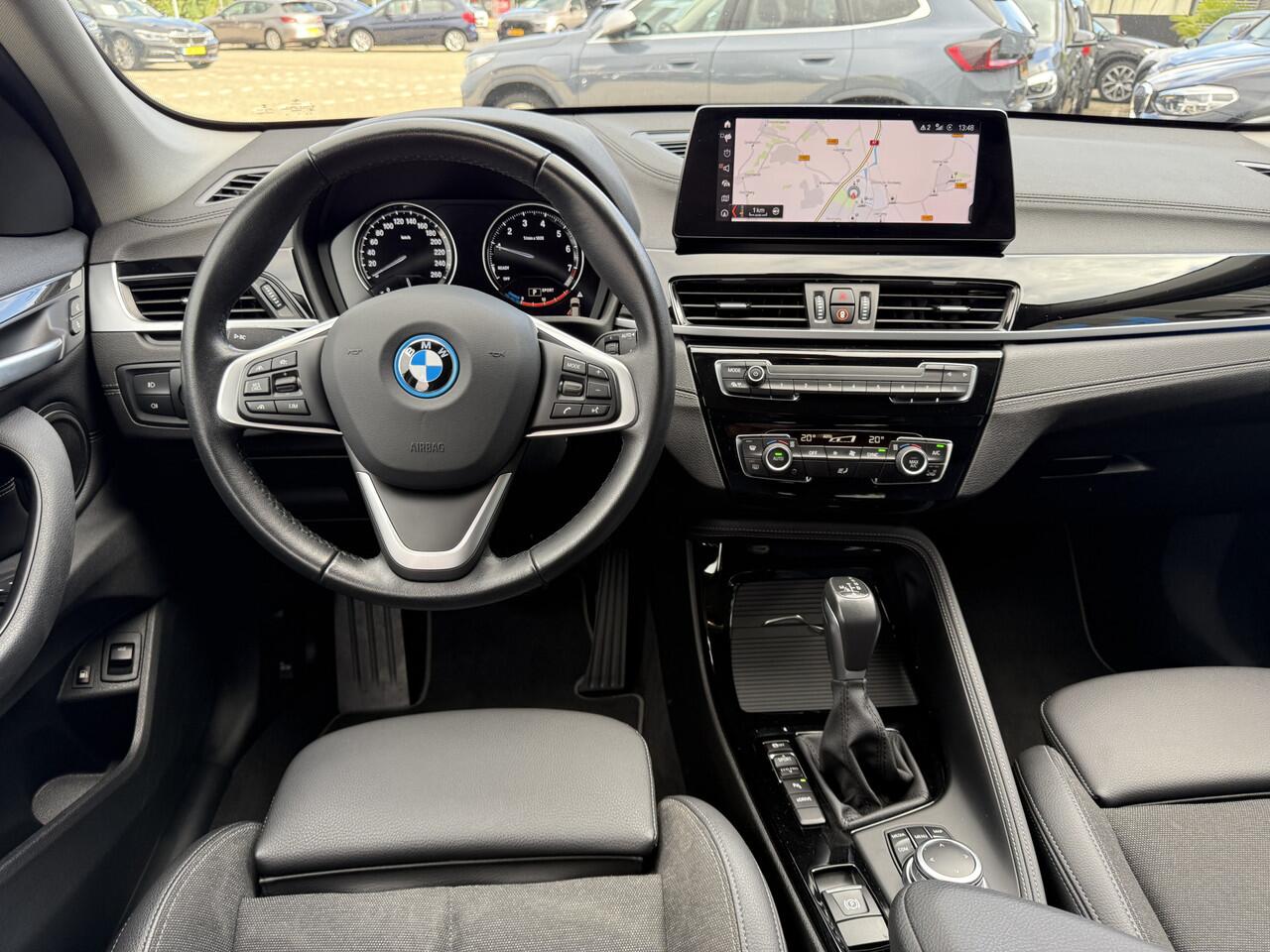 BMW X1 xDrive25e High Executive Sport Line Head-Up Display LED Elek Stoelverstelling Navi Plus PDC 18 Inch