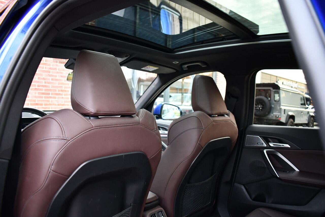 BMW X1 sDrive20i 170pk M-Sport Pano ACC HUD 360 H/K 19inch El-zetels