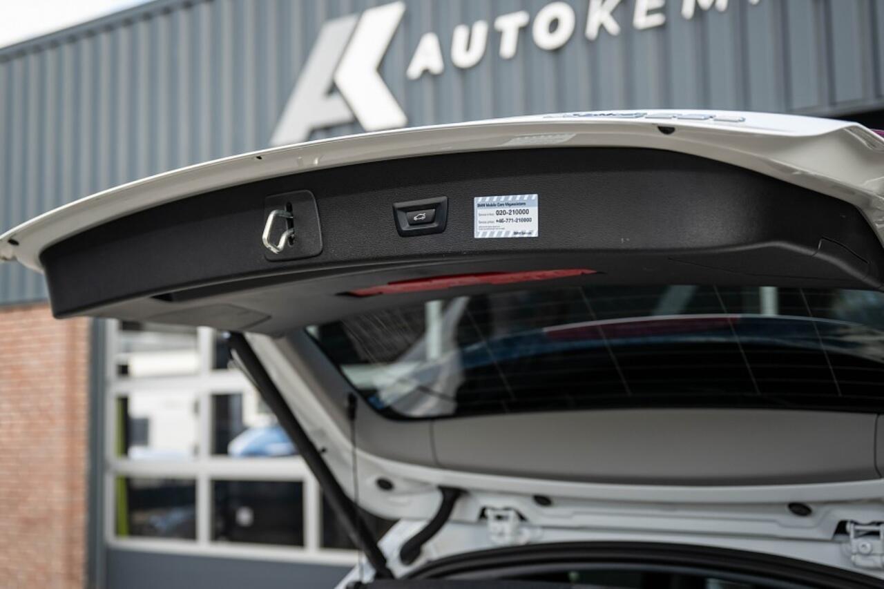 BMW X1 25e xDrive | Sportline | Head-up | Hifi | Trekhaak | Camera | M-Sport stuurwiel | | 18' inch |