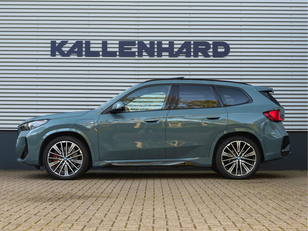 BMW X1 xDrive30e M-Sport Pro - Pano - Trekhaak - Driving Ass Prof - Harman Kardon