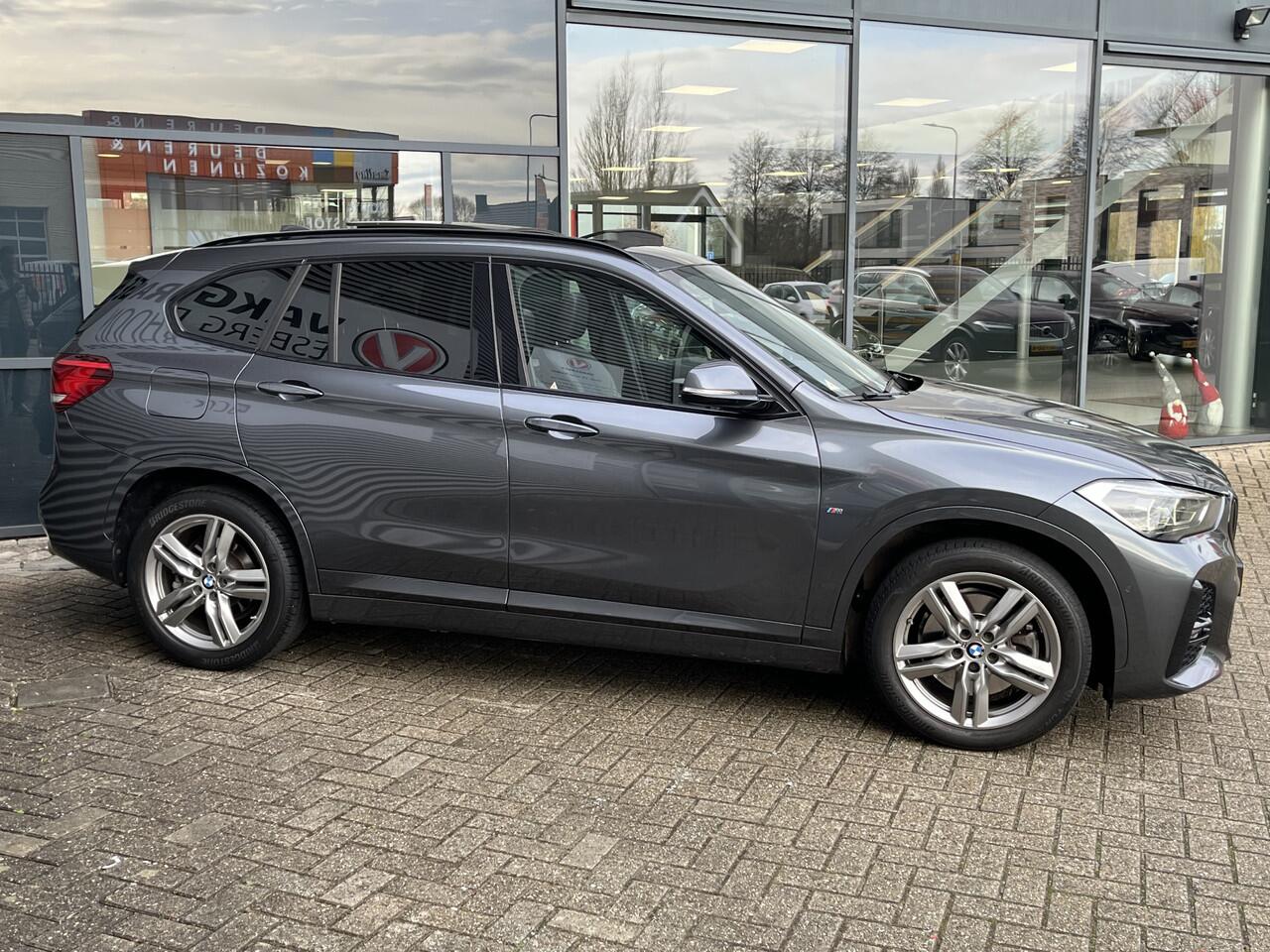BMW X1 xDrive20i High Executive M-SPORT NAVI,PANO,HUD,FULL LED