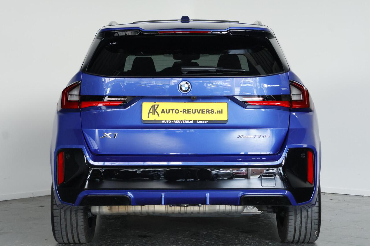 BMW X1 xDrive30e M-Sport / Pano / Leder / HUD / Trekhaak / CarPlay