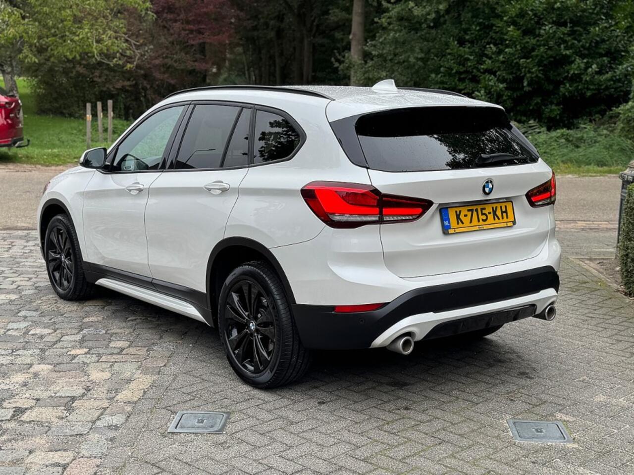 BMW X1 2.0i 178pk autom Executive Edition ecc,led,lmv,leer,sportstoel,lmv,navi