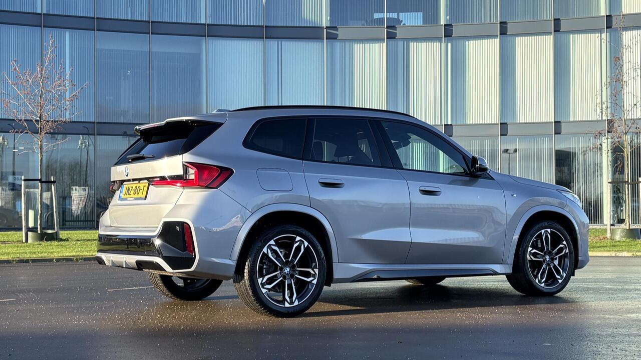 BMW X1 sDrive20i M-Sport schuifdak 19"