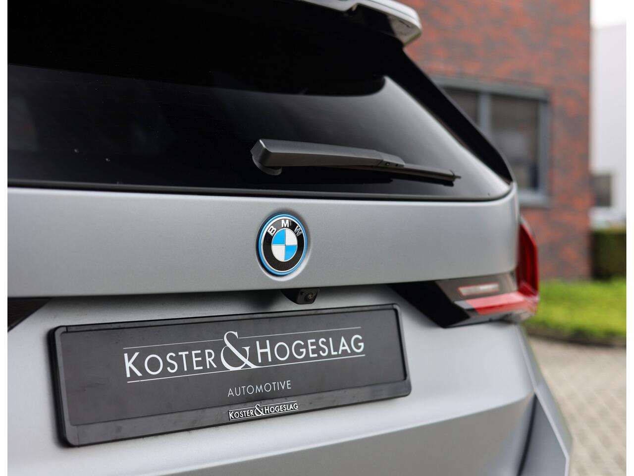 BMW X1 30e xDrive | M Sport Pro - Pano - H&K