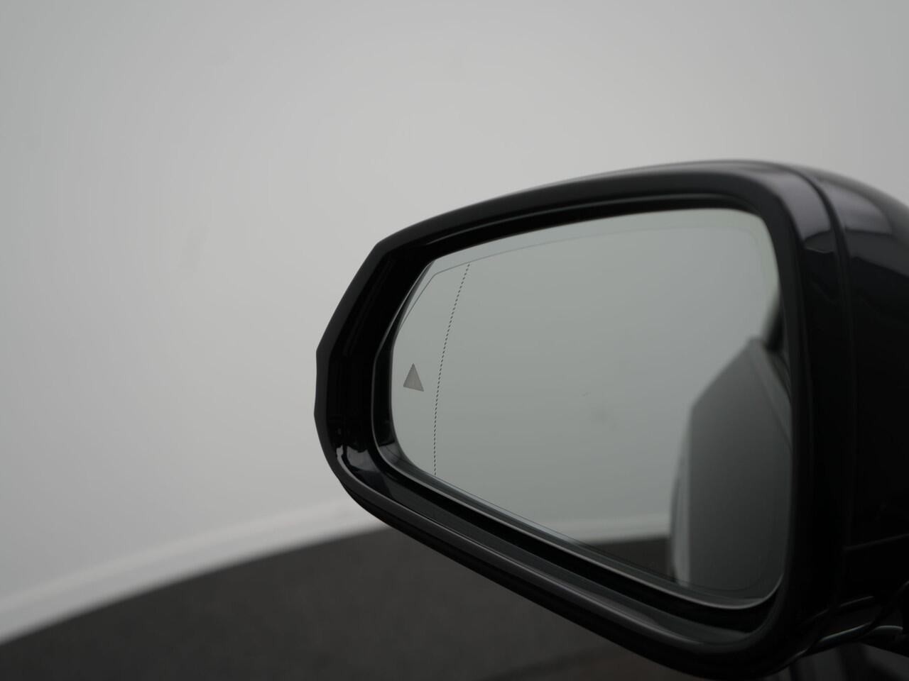 BMW X1 sDrive18i M-Sport - RIJKLAARPRIJS - Automaat - Rondomzichtcamera - Head-Up Display - Elektrisch Glazen dak - Apple Carplay - Android Auto - Harman Kardon Audio