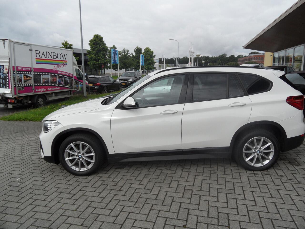BMW X1 sDrive18i Executive Automaat