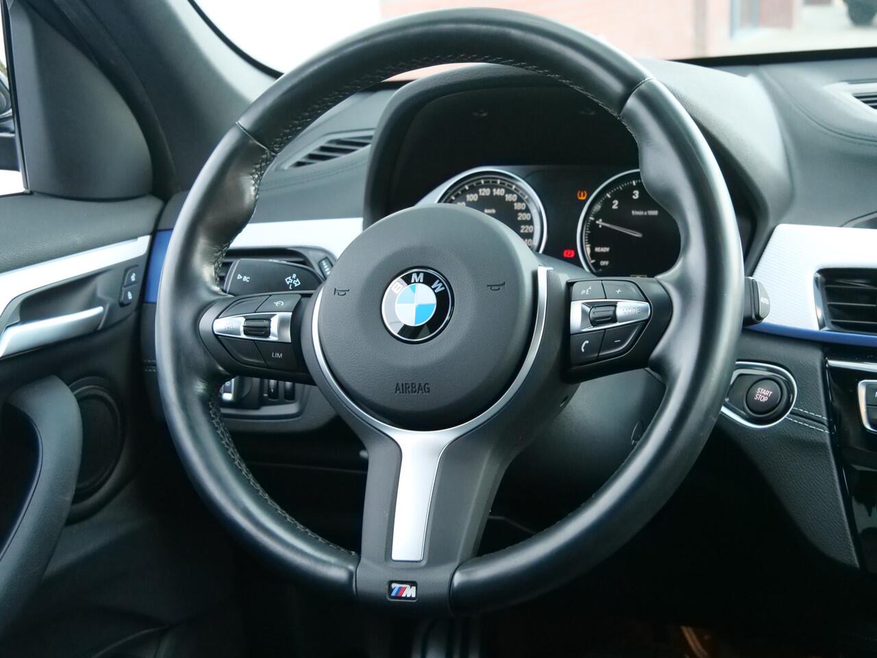 BMW X1 xDrive25e Hybrid M-Pakket Automaat LED / Trekhaak / 18 Inch