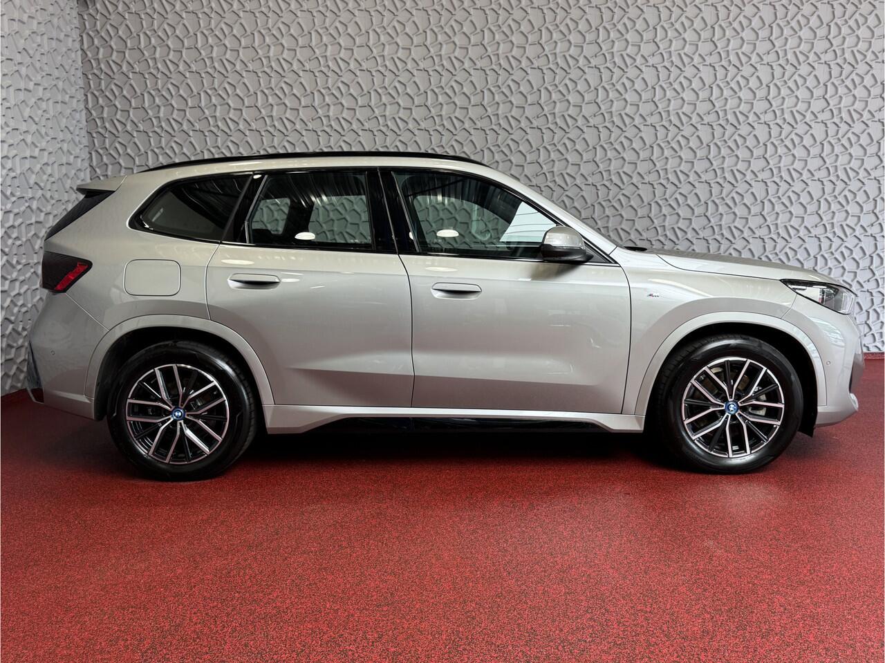 BMW X1 XDRIVE 25E M-SPORT LED ELEK.KLEP NAVI STOELVERW M-SHADOW LINE CARPLAY/ANDROID ZWARTE.HEMEL PHEV PLUG IN HYBRID AWD 4X4 4WD