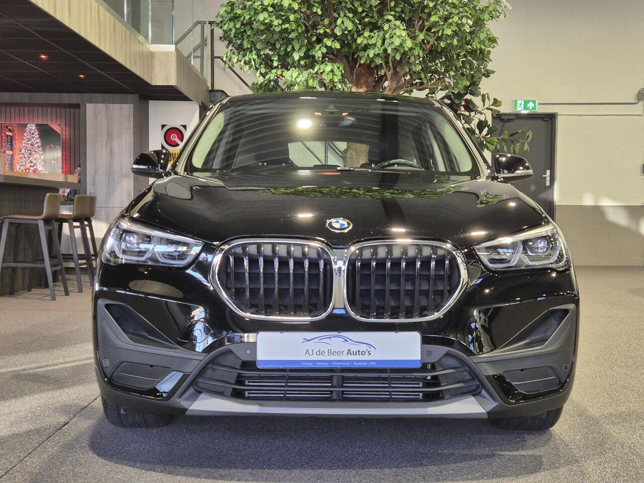 BMW X1 xDrive25e Executive Camera | LED | Stoelverwarming | 4x4 | 1e eigenaar
