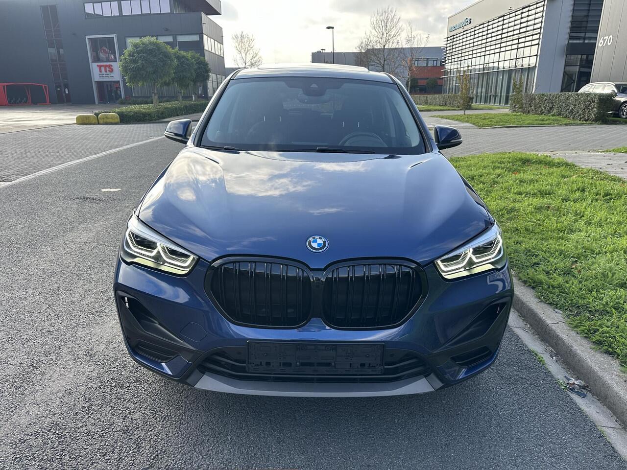 BMW X1 xDrive25e Executive Pano, Elek stoelverstelling, Trekhaak