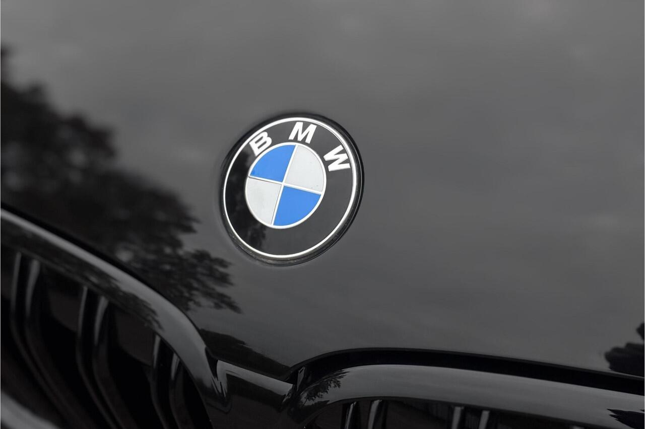 BMW X1 xDrive25e | Elektrische Klep | PDC V + A | LED | Apple Carplay | DAB | 15x op voorraad !